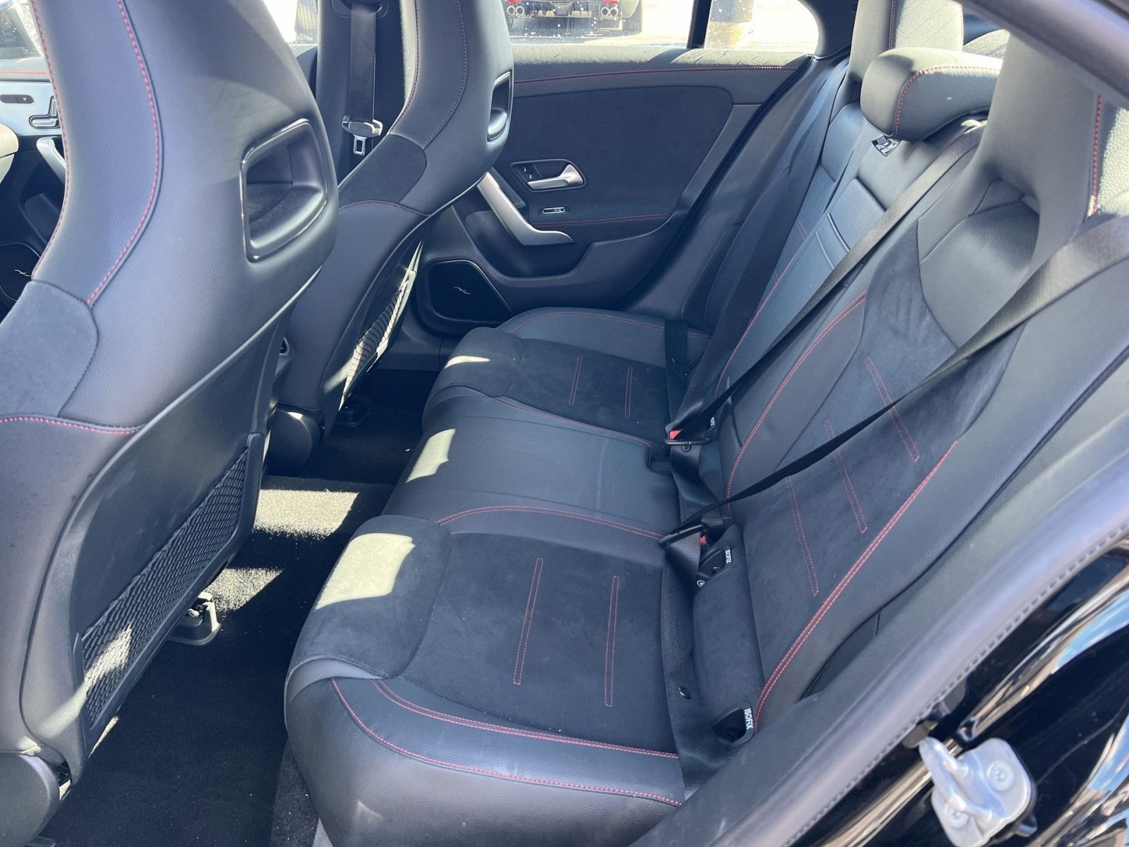 Used 2024 Mercedes-Benz CLA 250 4MATIC image 25