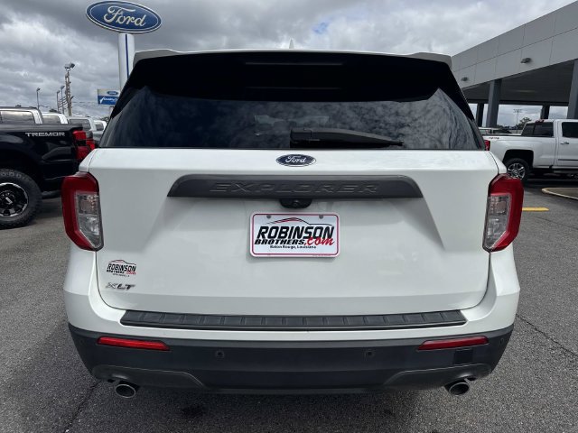 Used 2022 Ford Explorer XLT w/ Equipment Group 202A RWD image 6