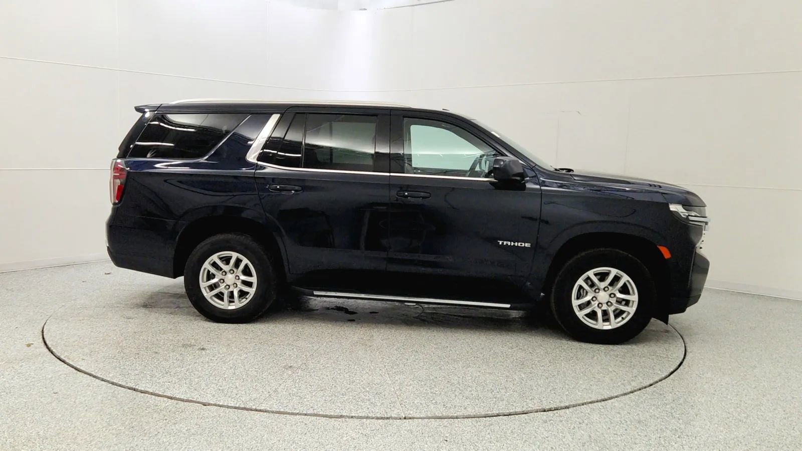 Used 2023 Chevrolet Tahoe LT image 8