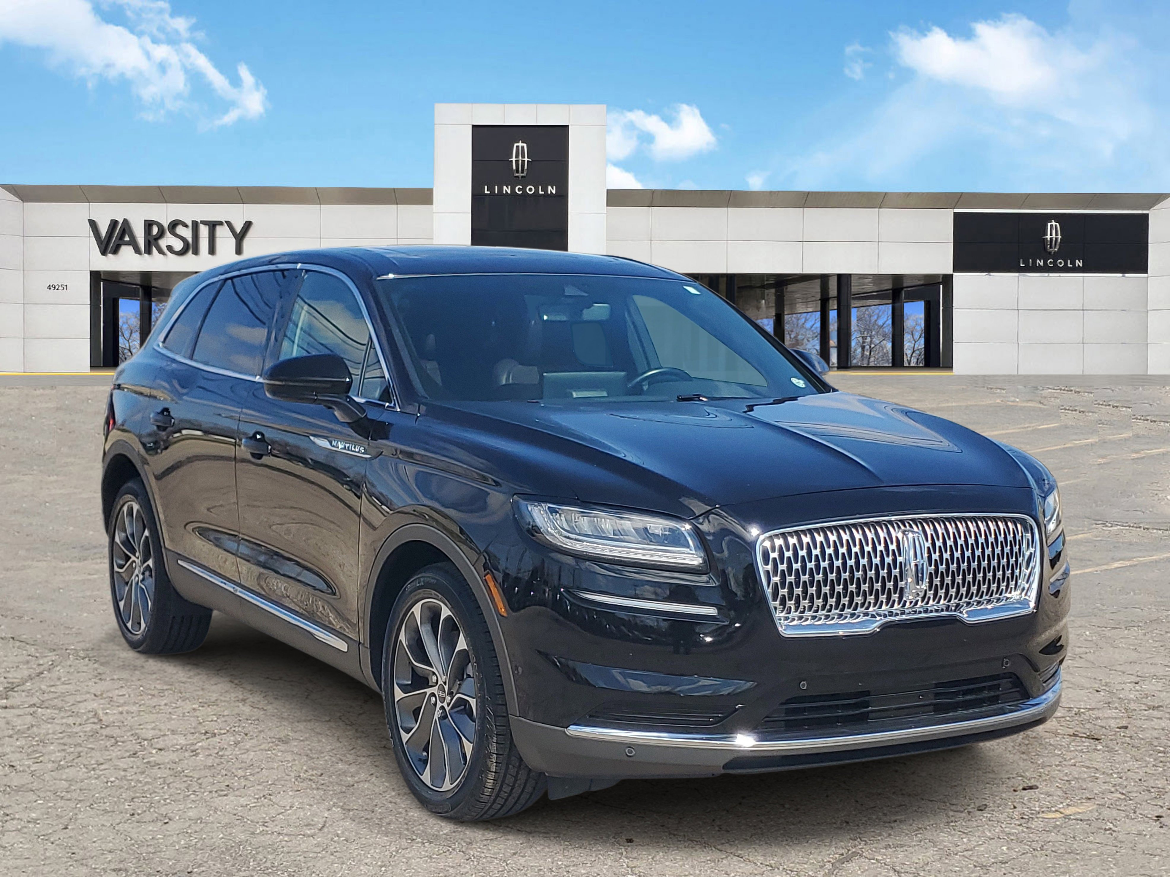 Certified 2023 Lincoln Nautilus Reserve w/ Equipment Group 201A AWD/4WD image 1