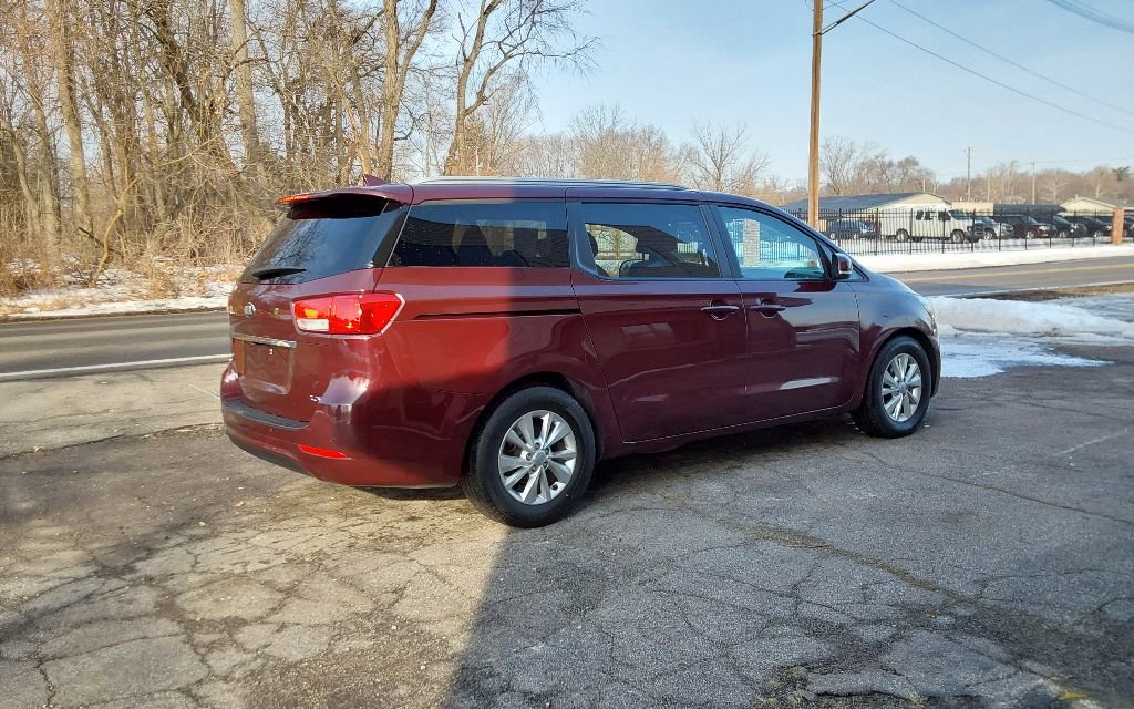 Used 2016 Kia Sedona LX w/ LX Convenience Package image 6