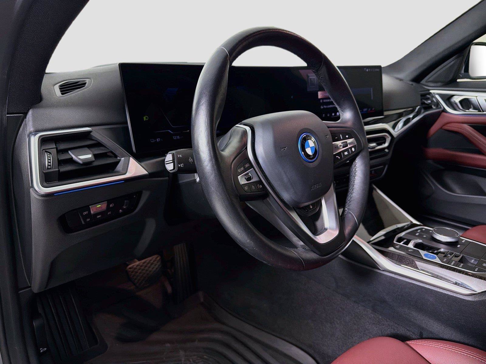 Used 2024 BMW i4 eDrive35 w/ Premium Package RWD image 9