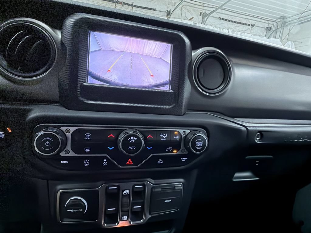 Used 2023 Jeep Wrangler Unlimited Sport AWD/4WD image 21
