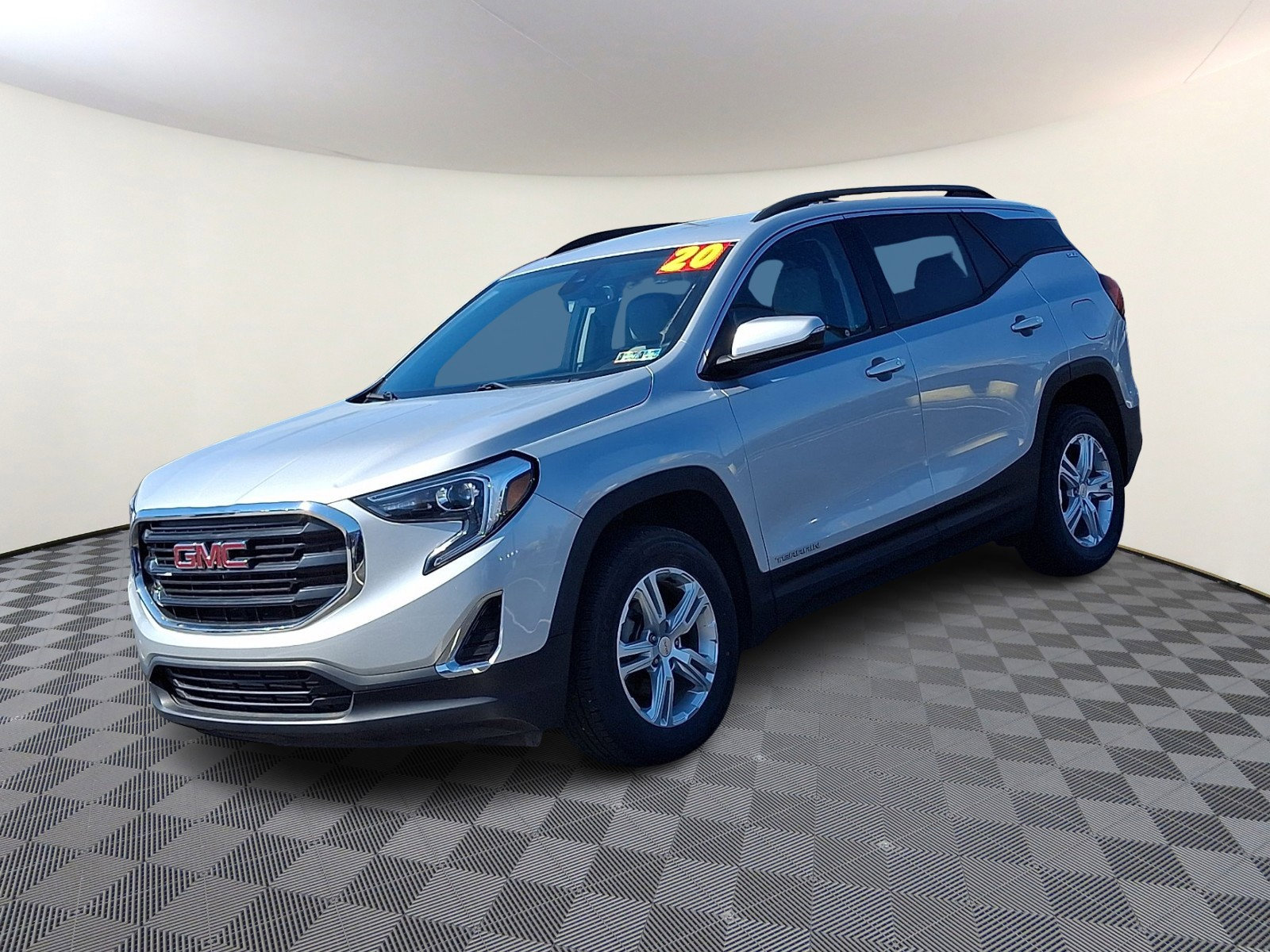 Used 2020 GMC Terrain SLE w/ Driver Convenience Package image 3