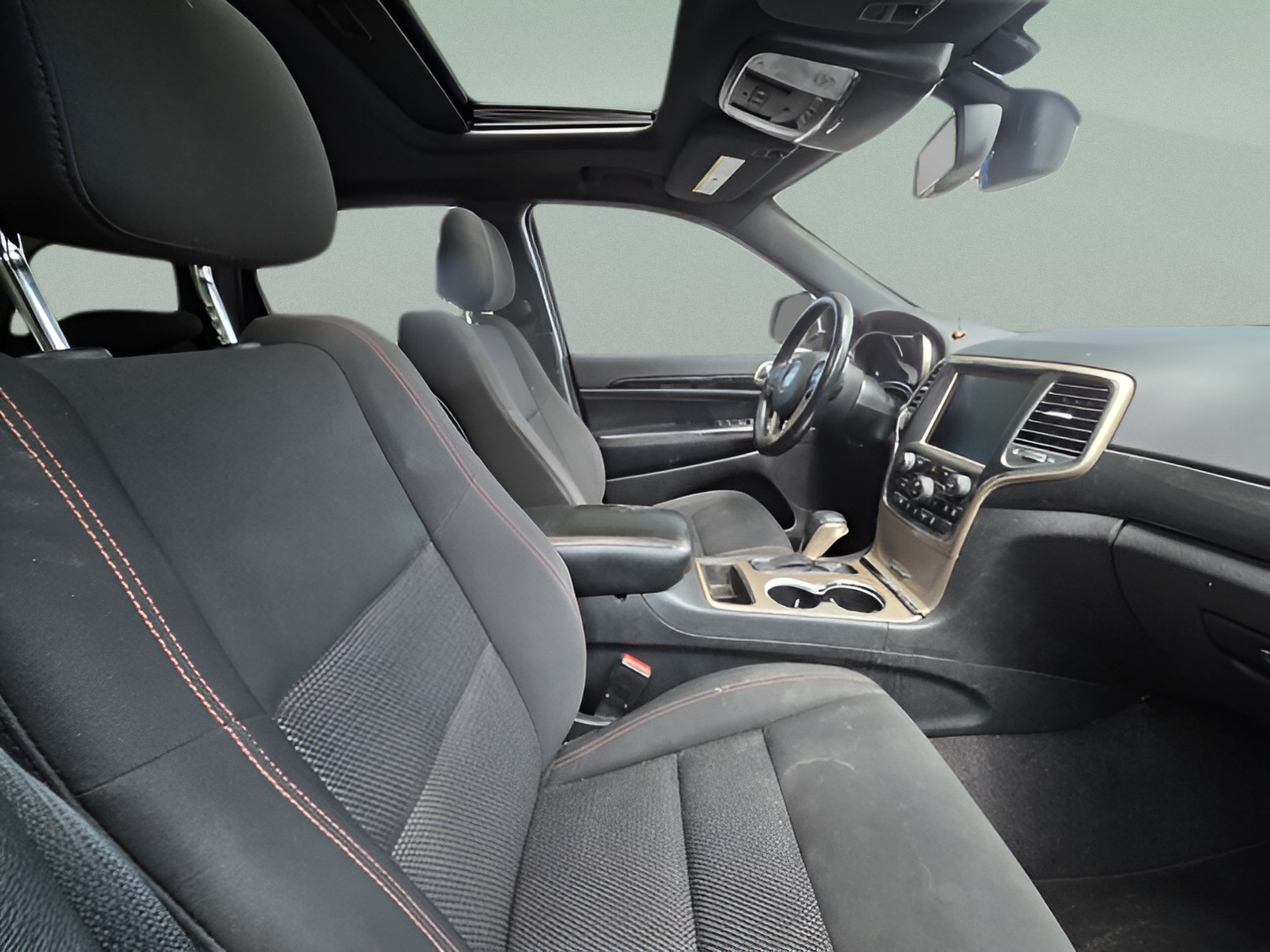 Used 2016 Jeep Grand Cherokee Laredo 75th Anniversary RWD image 5