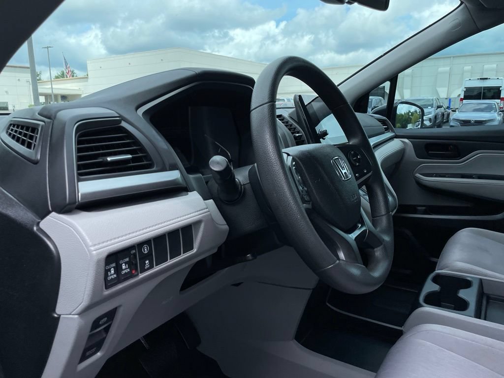 Certified 2024 Honda Odyssey EX image 28