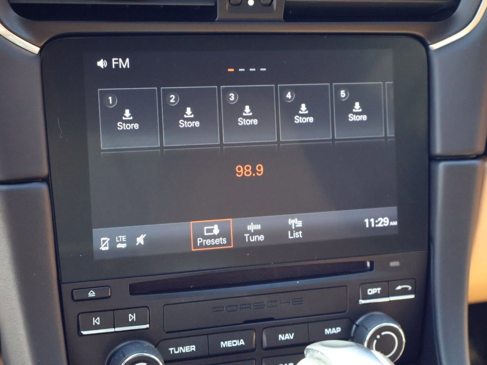 Certified 2018 Porsche 911 Targa 4 GTS image 17