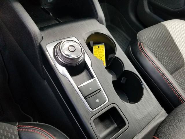 Used 2023 Ford Escape ST-Line Elite AWD/4WD image 19