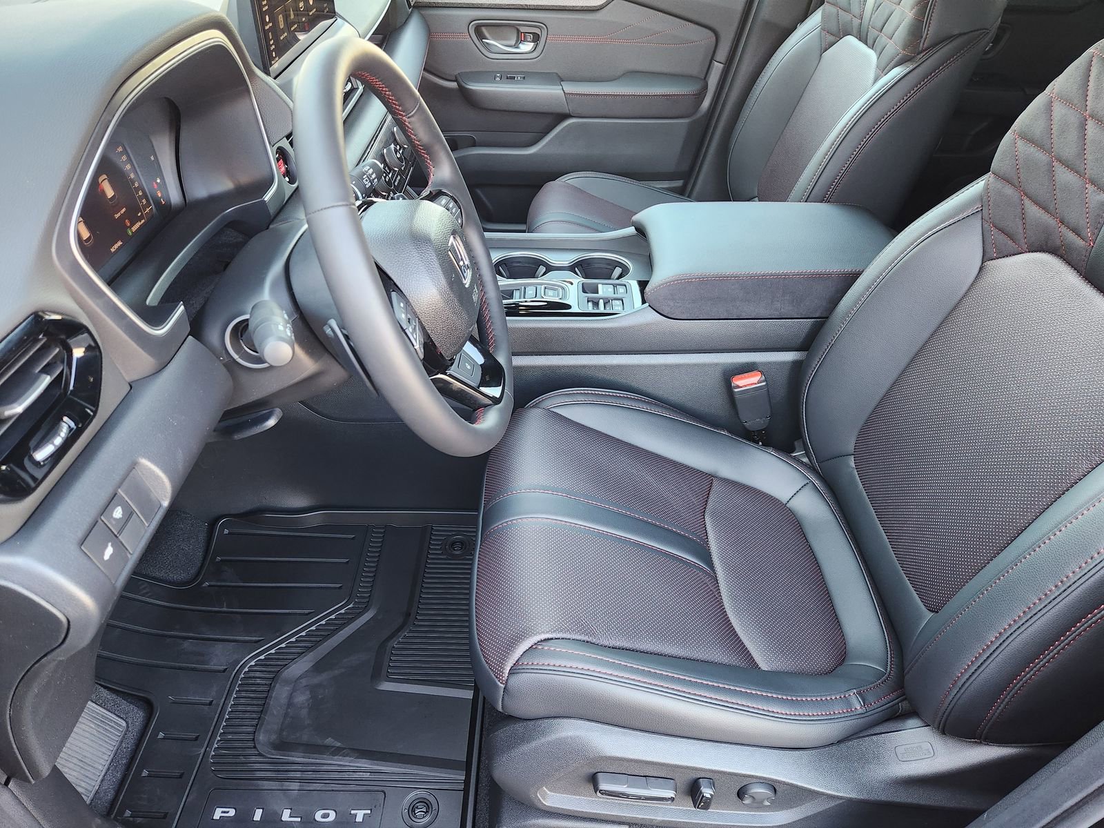 New 2026 Honda Pilot Black Edition image 16