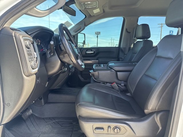 Used 2022 Chevrolet Silverado 2500 LTZ image 2