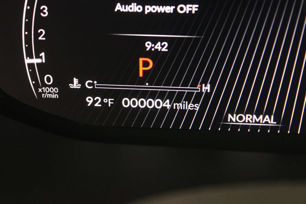 New 2026 Acura MDX SH-AWD image 3