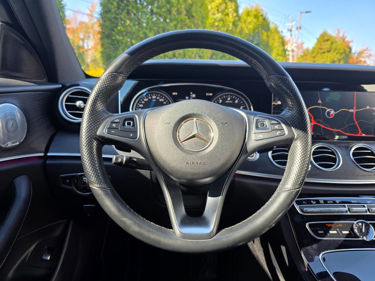Used 2017 Mercedes-Benz E 300 image 21