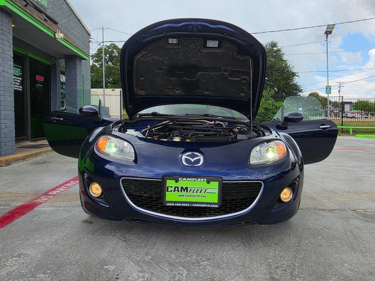 Used 2011 MAZDA MX-5 Miata Grand Touring w/ Premium Pkg RWD image 45