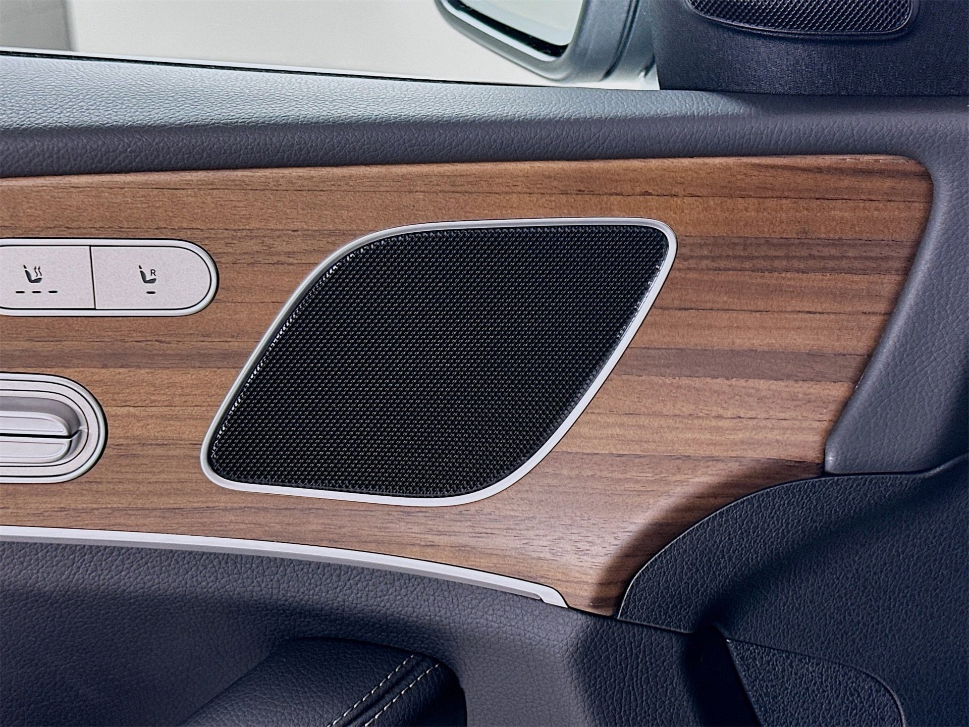 Used 2025 Mercedes-Benz GLE 350 4MATIC image 20