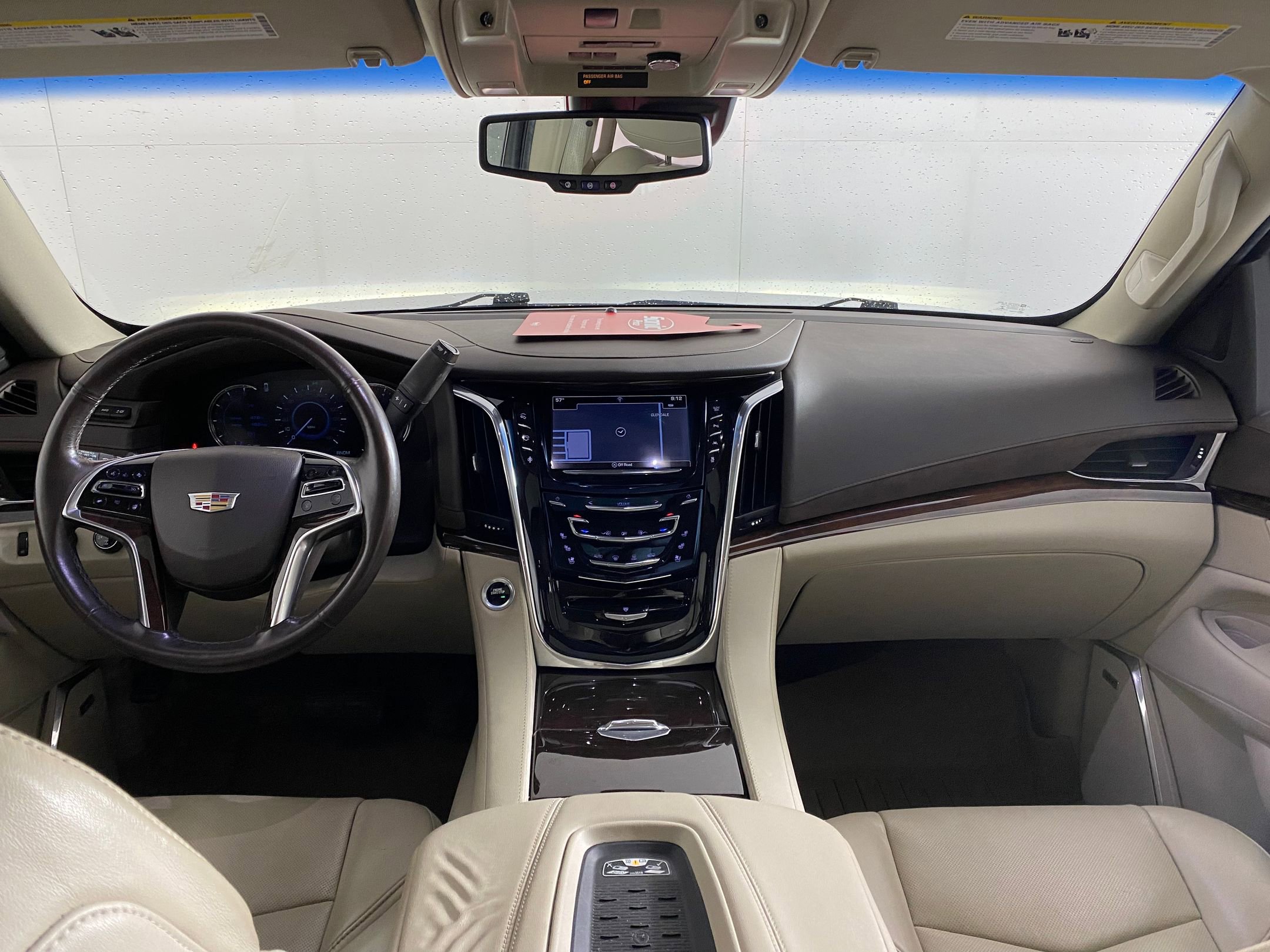 Used 2016 Cadillac Escalade Luxury image 15