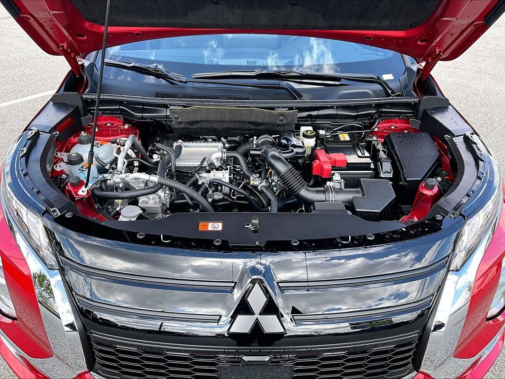 New 2026 Mitsubishi Outlander LE FWD image 13