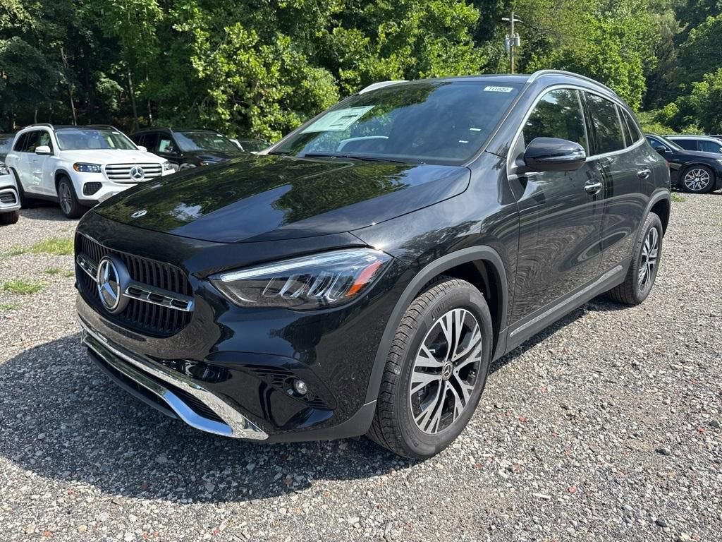 Used 2026 Mercedes-Benz GLA 250 4MATIC image 2