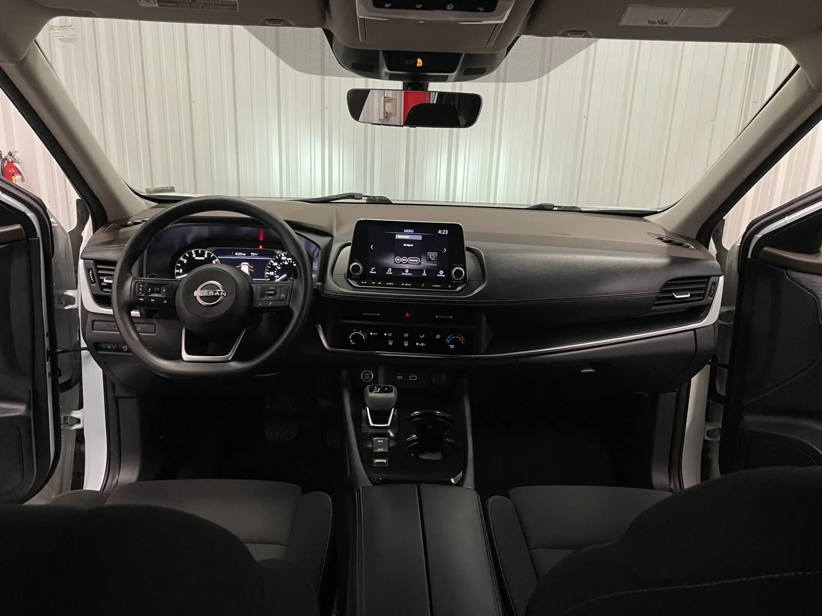 Used 2023 Nissan Rogue S FWD image 26