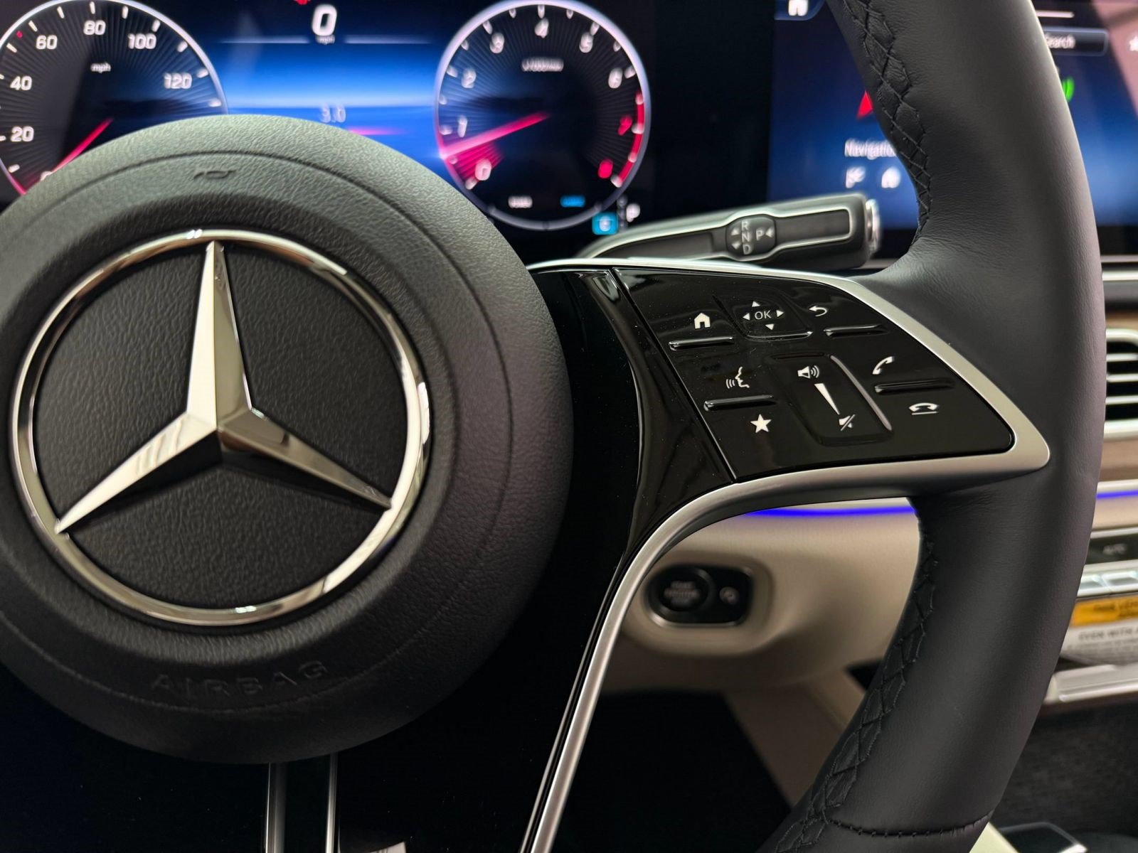 New 2026 Mercedes-Benz GLE 580 4MATIC image 14