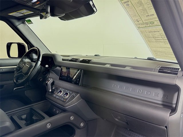 Certified 2023 Land Rover Defender 110 X-Dynamic SE image 32