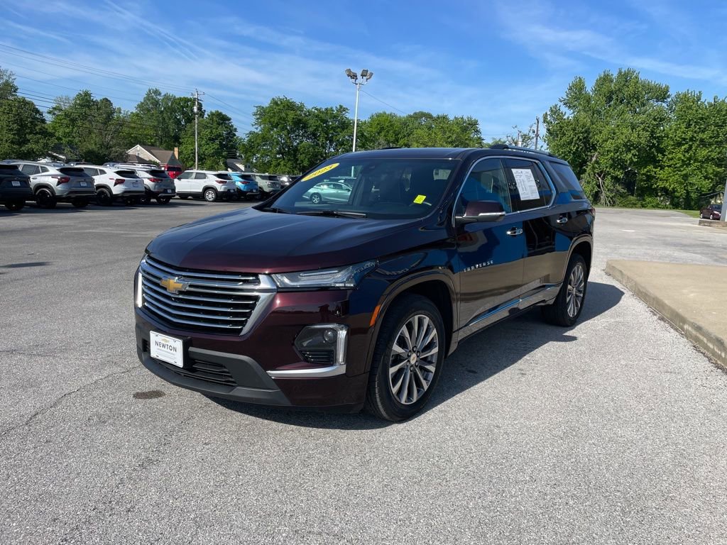 Used 2023 Chevrolet Traverse Premier AWD/4WD image 3