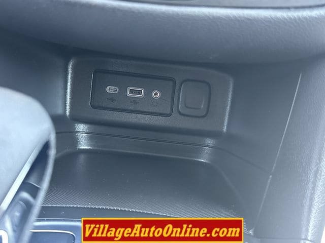 Used 2022 Chevrolet Equinox LT AWD/4WD image 21