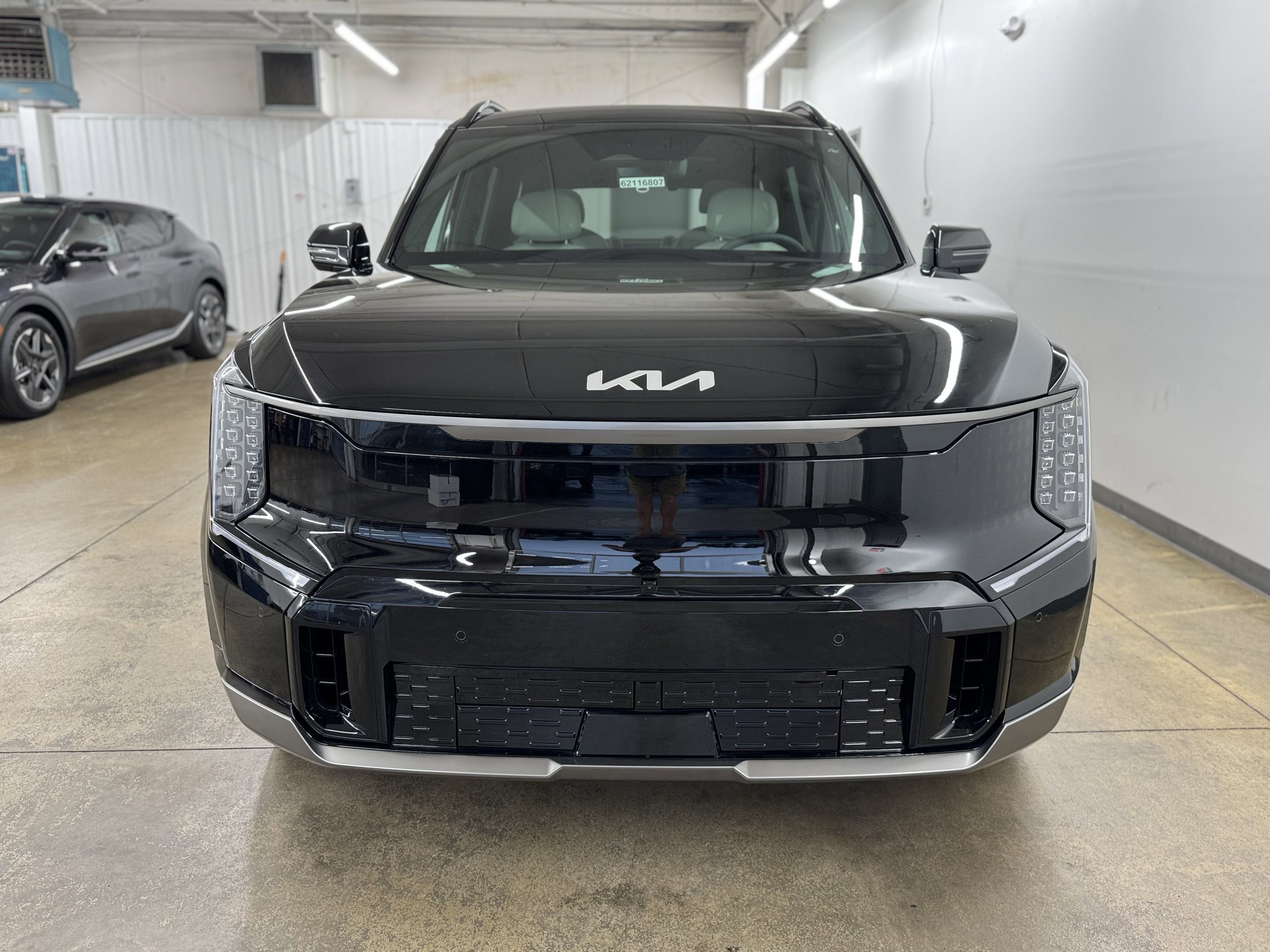 New 2026 Kia EV9 GT-Line image 8