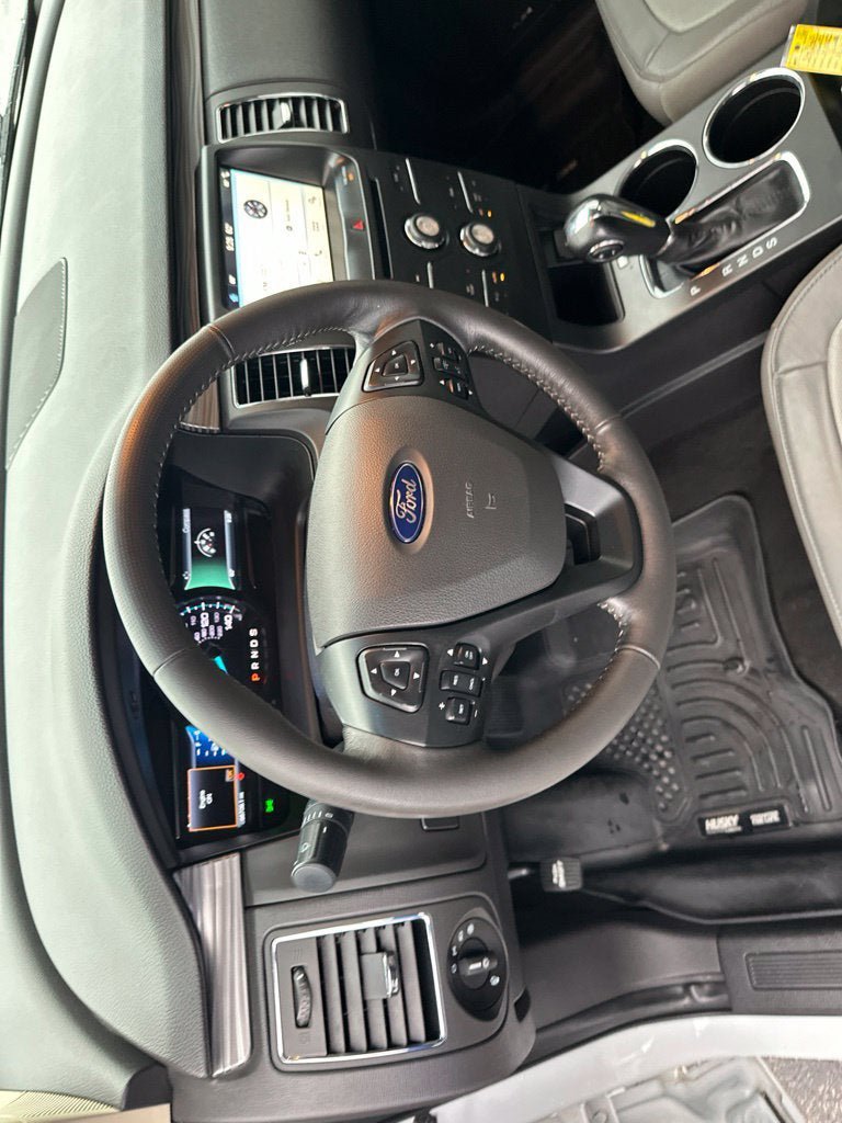 Used 2019 Ford Flex SEL w/ Equipment Group 202A FWD image 15