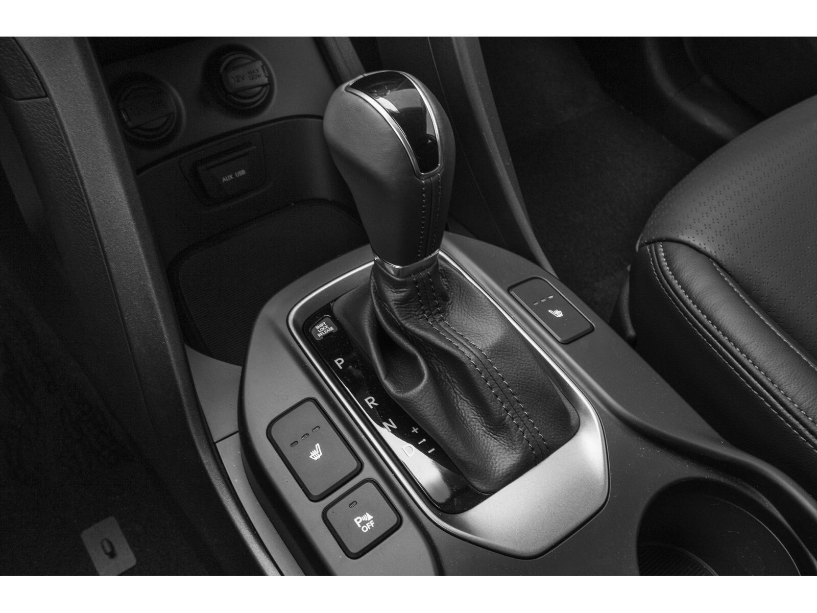 Used 2015 Hyundai Santa Fe Limited w/ Option Group 04 image 9