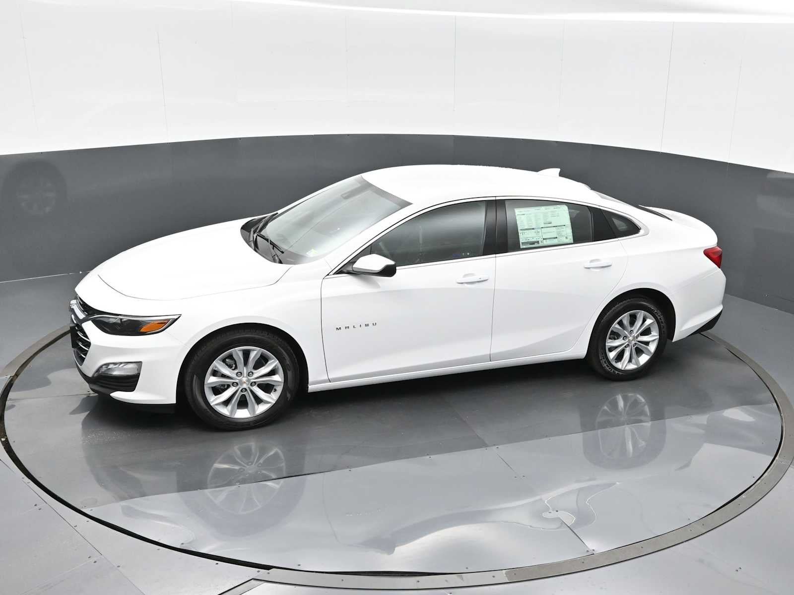 New 2025 Chevrolet Malibu LT FWD image 20