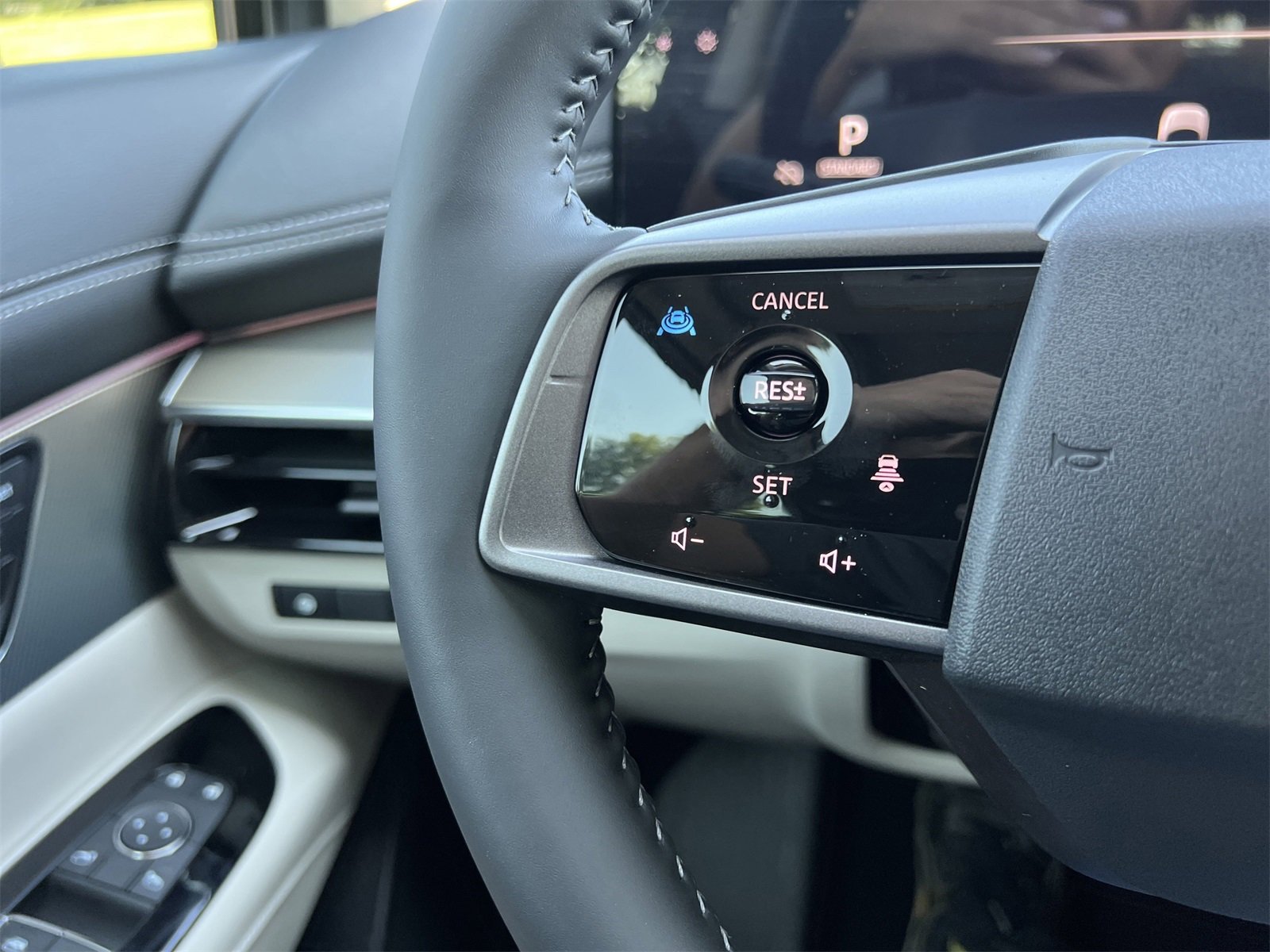 New 2025 Nissan Murano SL w/ Cargo Package image 9