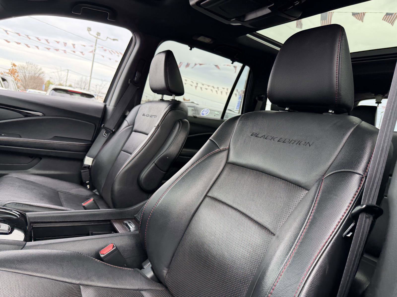 Used 2022 Honda Pilot Black Edition image 8