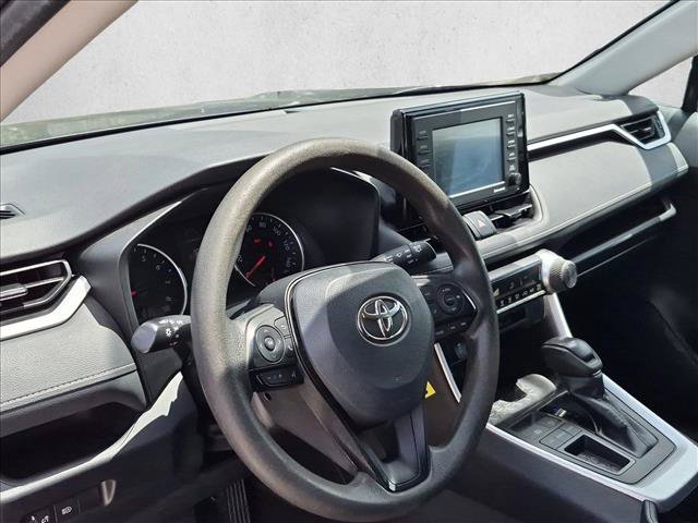 Used 2022 Toyota RAV4 LE FWD image 10
