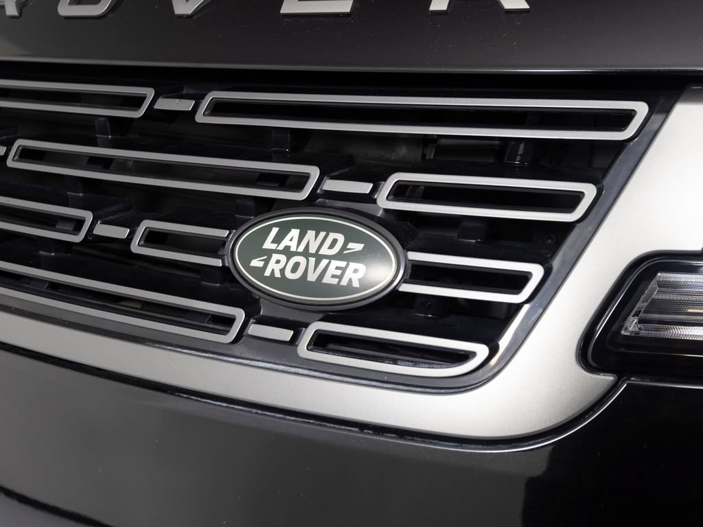 Used 2024 Land Rover Range Rover Sport SE AWD/4WD image 37
