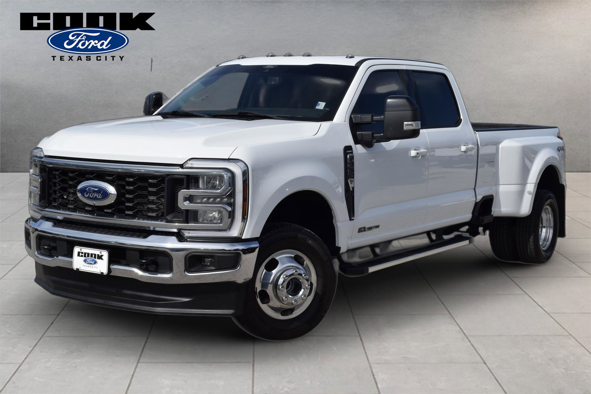 Used 2024 Ford F350 Lariat AWD/4WD image 1