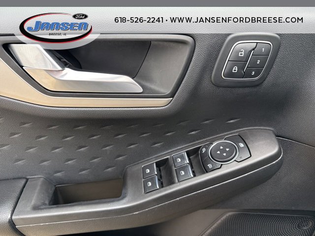 Used 2020 Ford Escape SEL image 8