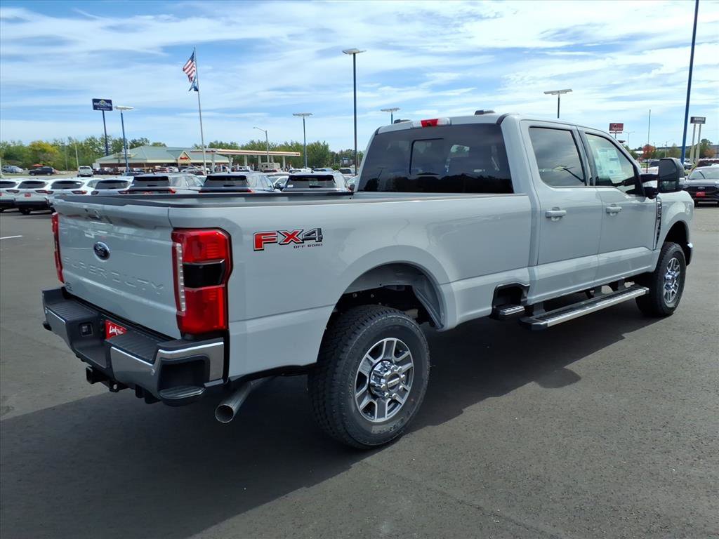 New 2026 Ford F350 Lariat image 3