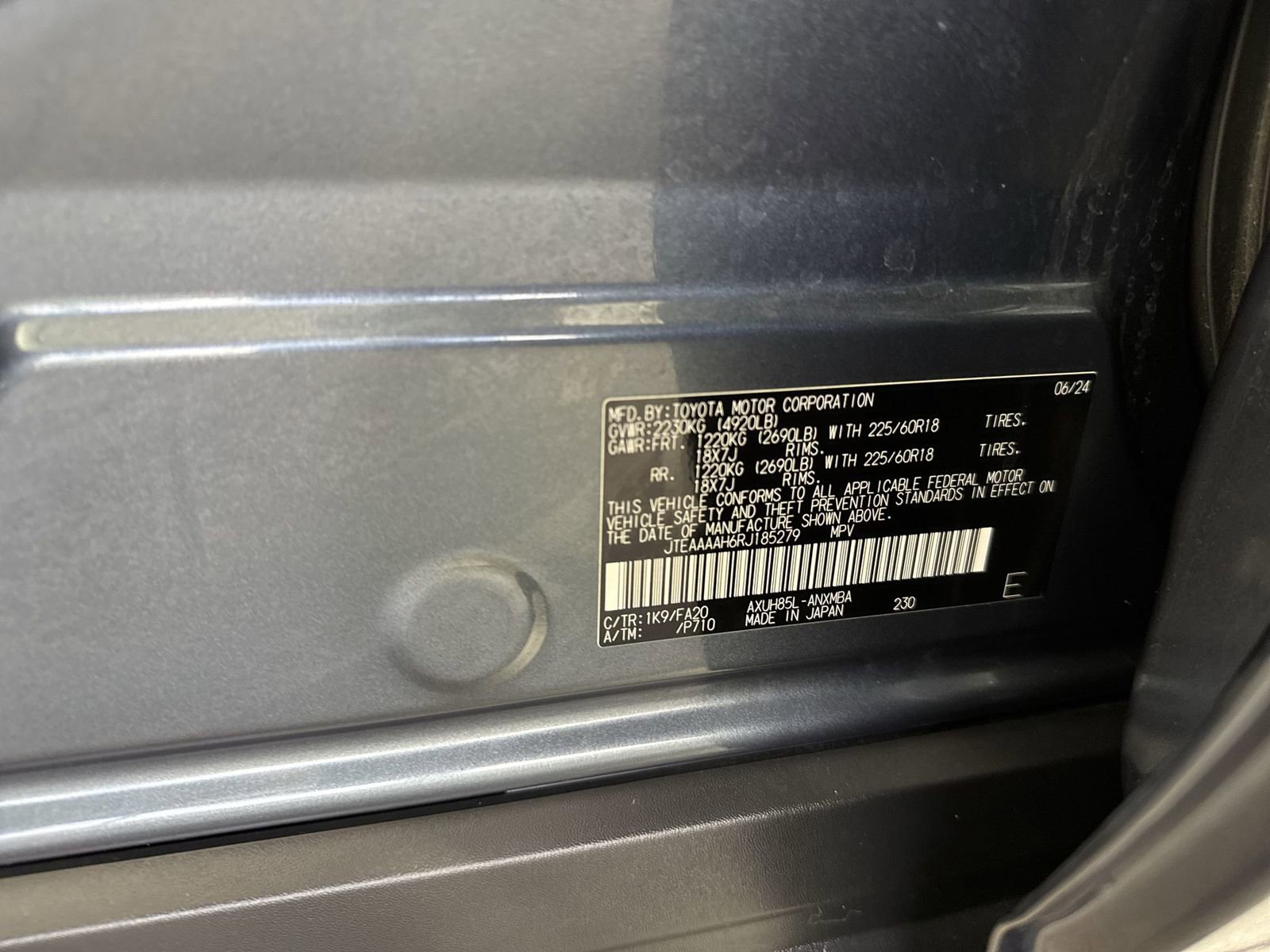 Used 2024 Toyota Venza LE image 36