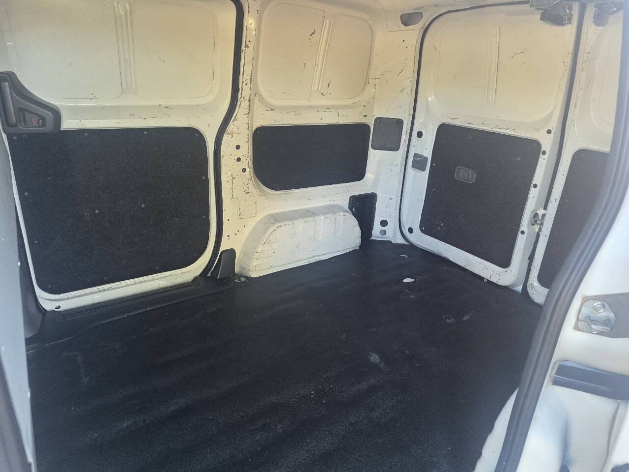 Used 2019 Nissan NV200 S w/ Cruise Control Package FWD image 16