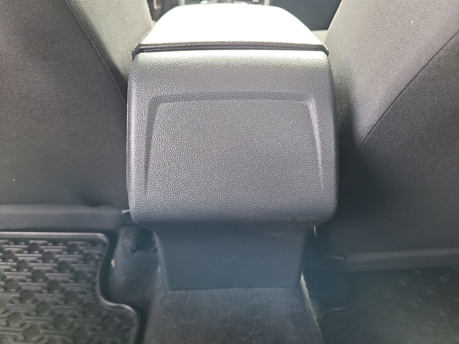 Used 2021 Volkswagen Jetta S image 29