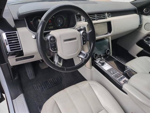 Used 2017 Land Rover Range Rover HSE AWD/4WD image 10