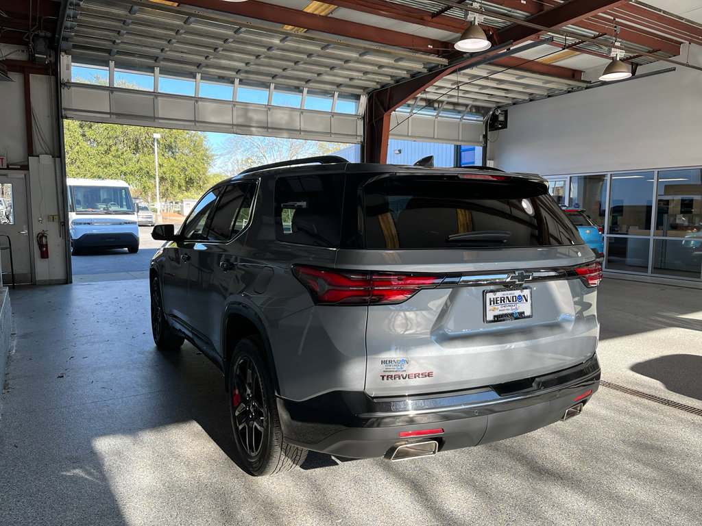 Used 2023 Chevrolet Traverse Premier w/ Redline Edition image 6