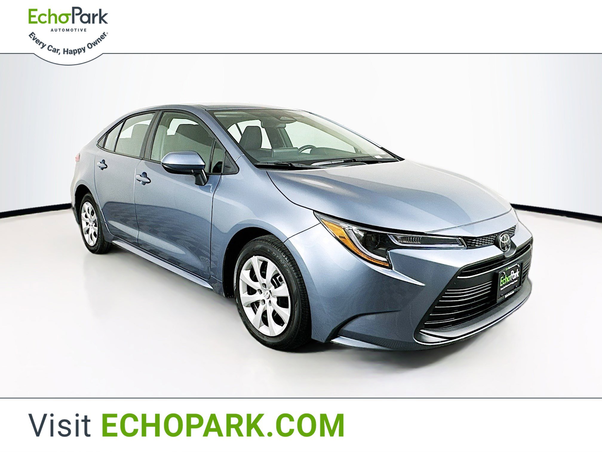 Used 2025 Toyota Corolla LE image 1