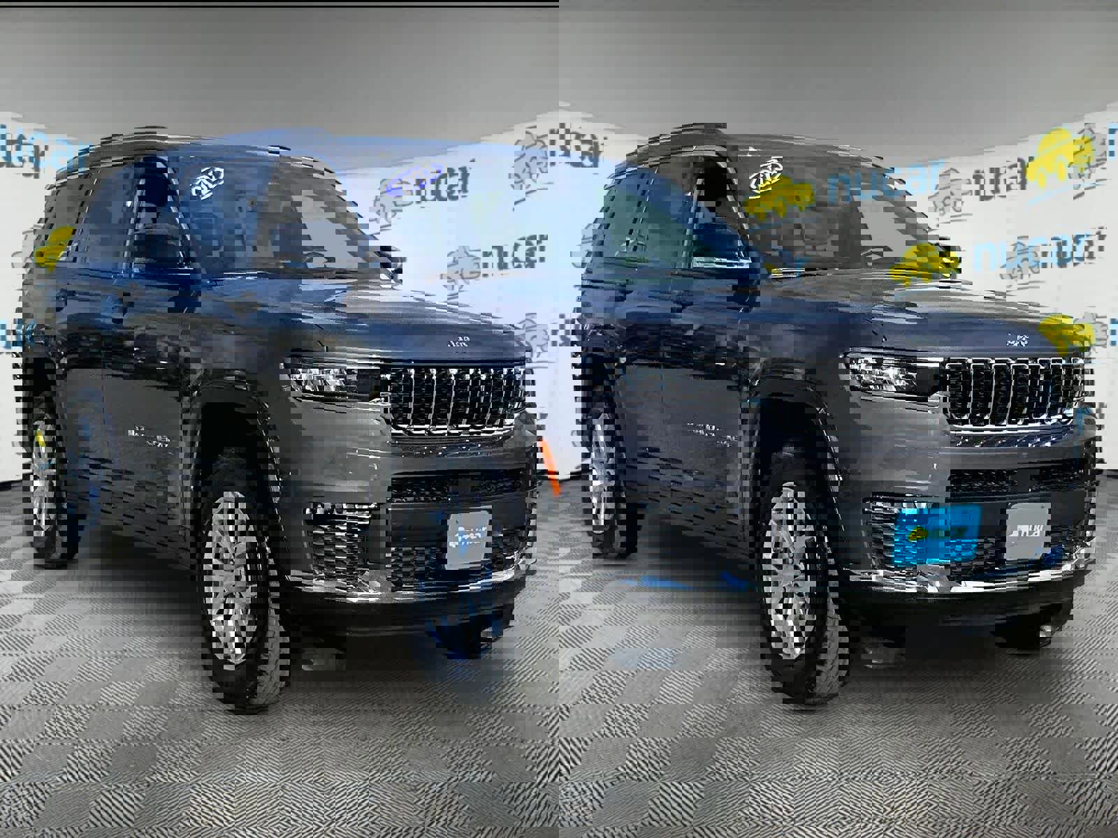 Used 2023 Jeep Grand Cherokee L Limited w/ Trailer Tow Group (B) AWD/4WD image 1