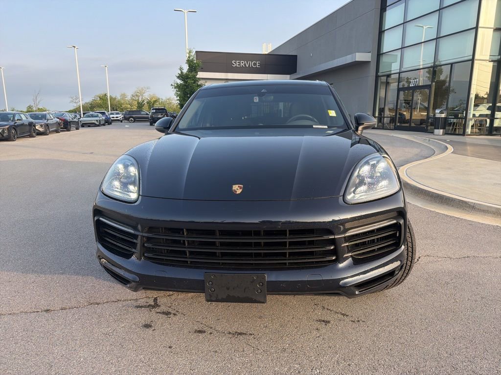 Used 2019 Porsche Cayenne AWD/4WD image 2
