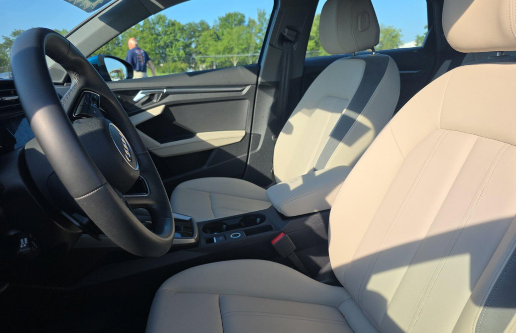 Used 2023 Audi A3 2.0T Premium w/ Convenience Package AWD/4WD image 6