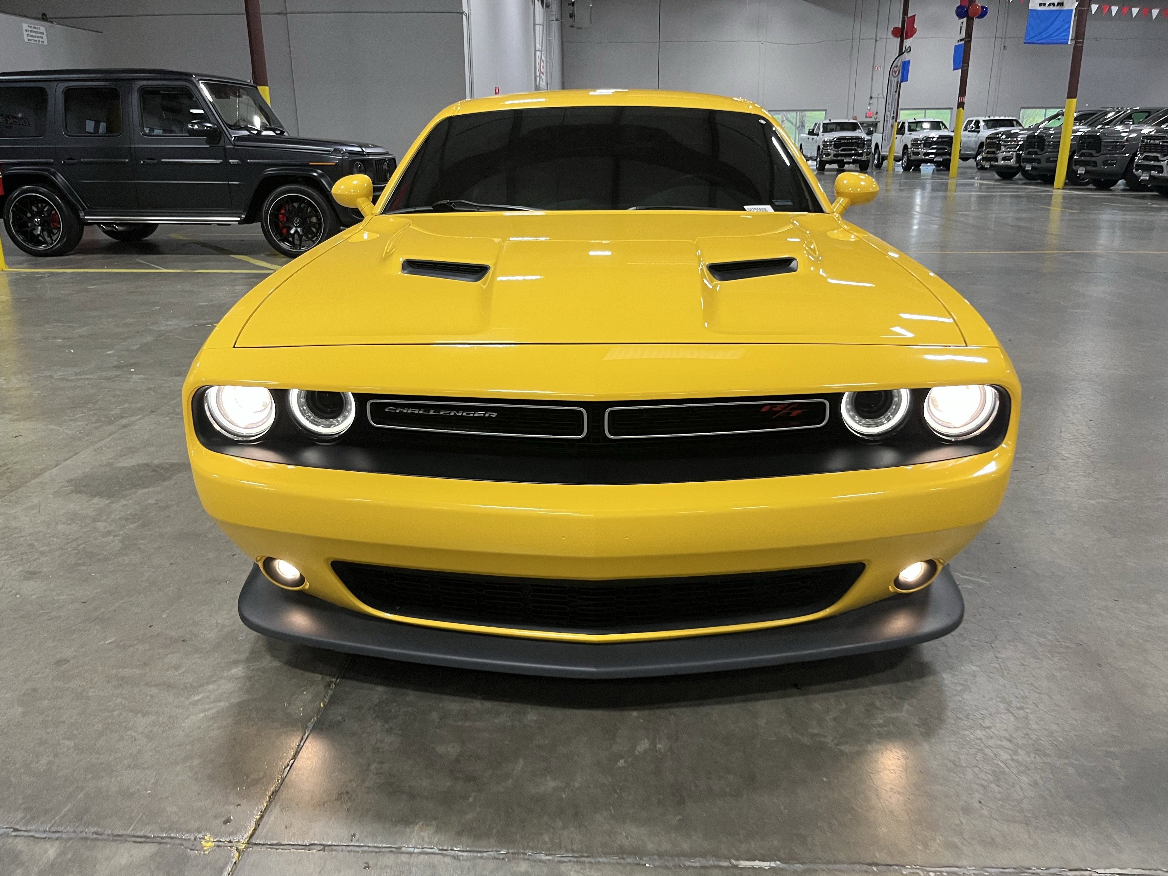 Used 2018 Dodge Challenger R/T Scat Pack RWD image 8