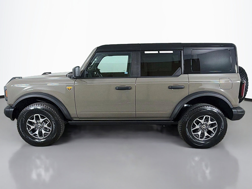 Used 2025 Ford Bronco Badlands AWD/4WD image 14