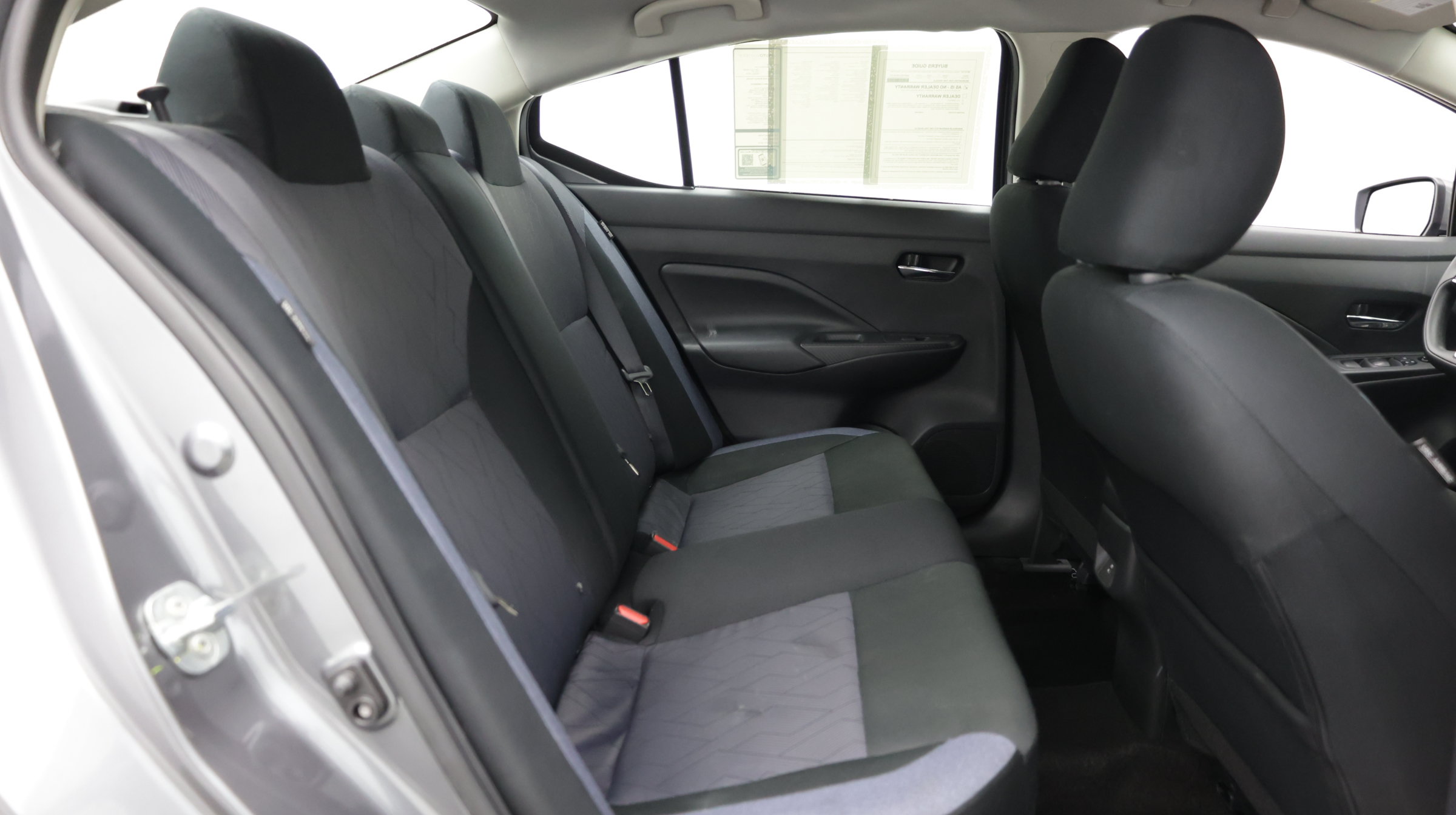 Used 2025 Nissan Versa SV FWD image 29