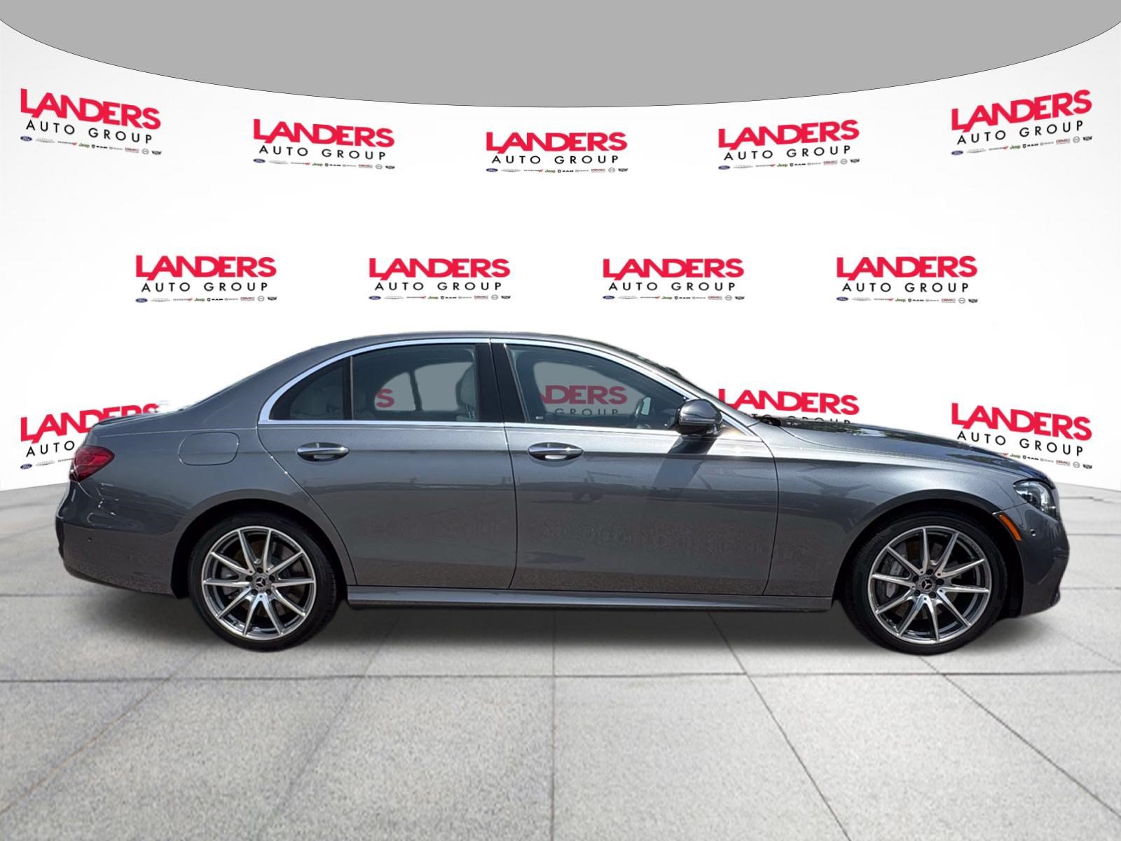 Used 2023 Mercedes-Benz E 450 4MATIC Sedan image 2